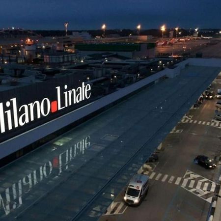 Linate Airport Elegant Suite,Tram 1 Minute Away Milano Exterior foto