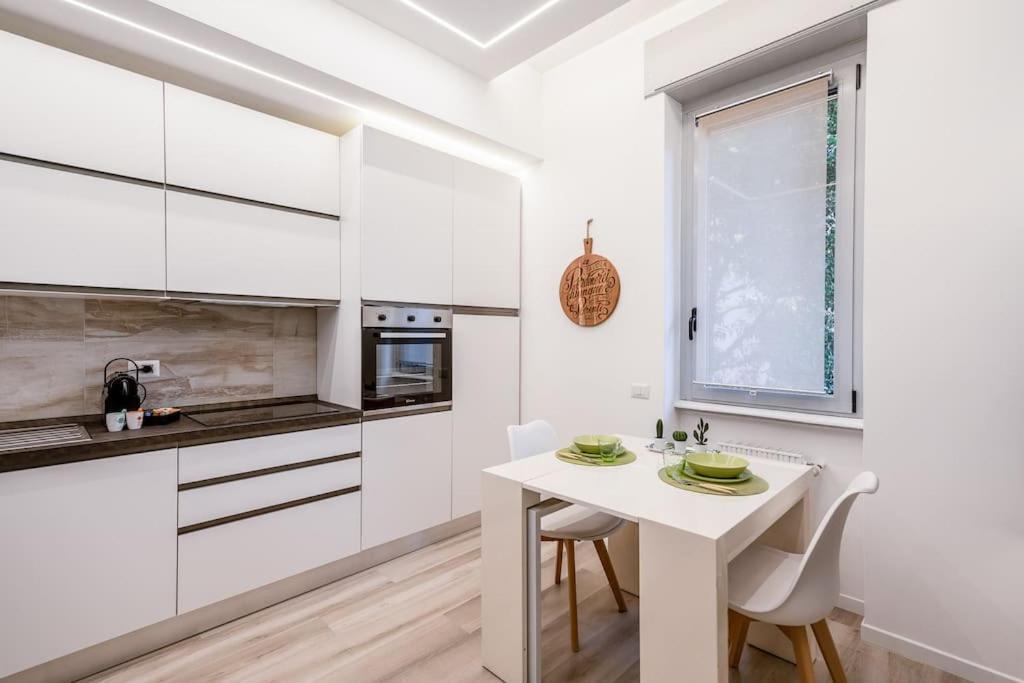 Linate Airport Elegant Suite,Tram 1 Minute Away Milano Exterior foto