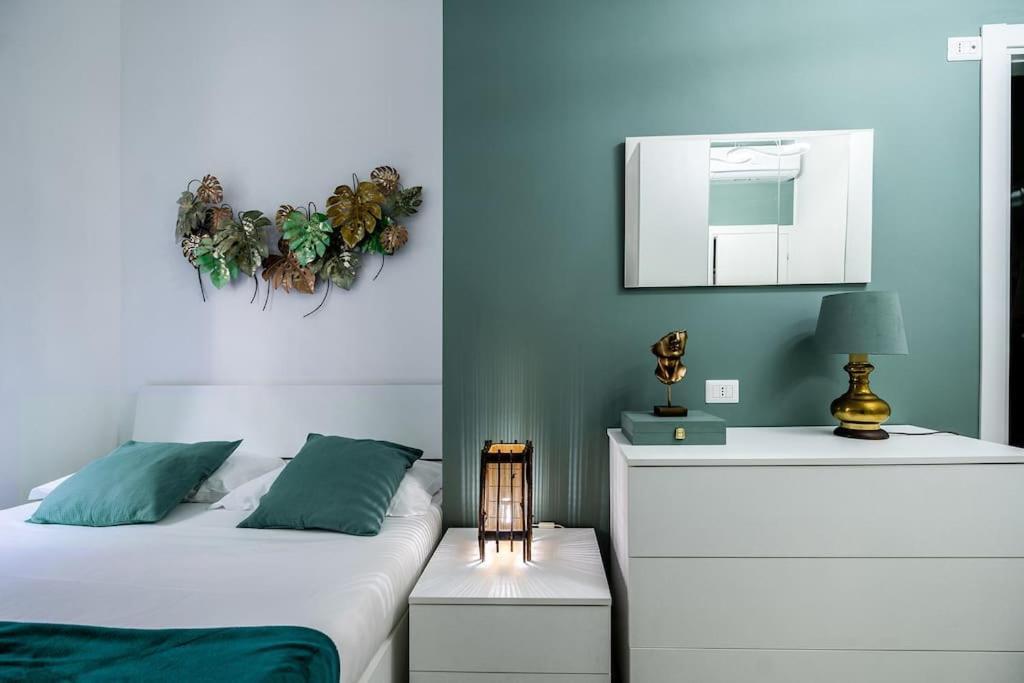 Linate Airport Elegant Suite,Tram 1 Minute Away Milano Exterior foto